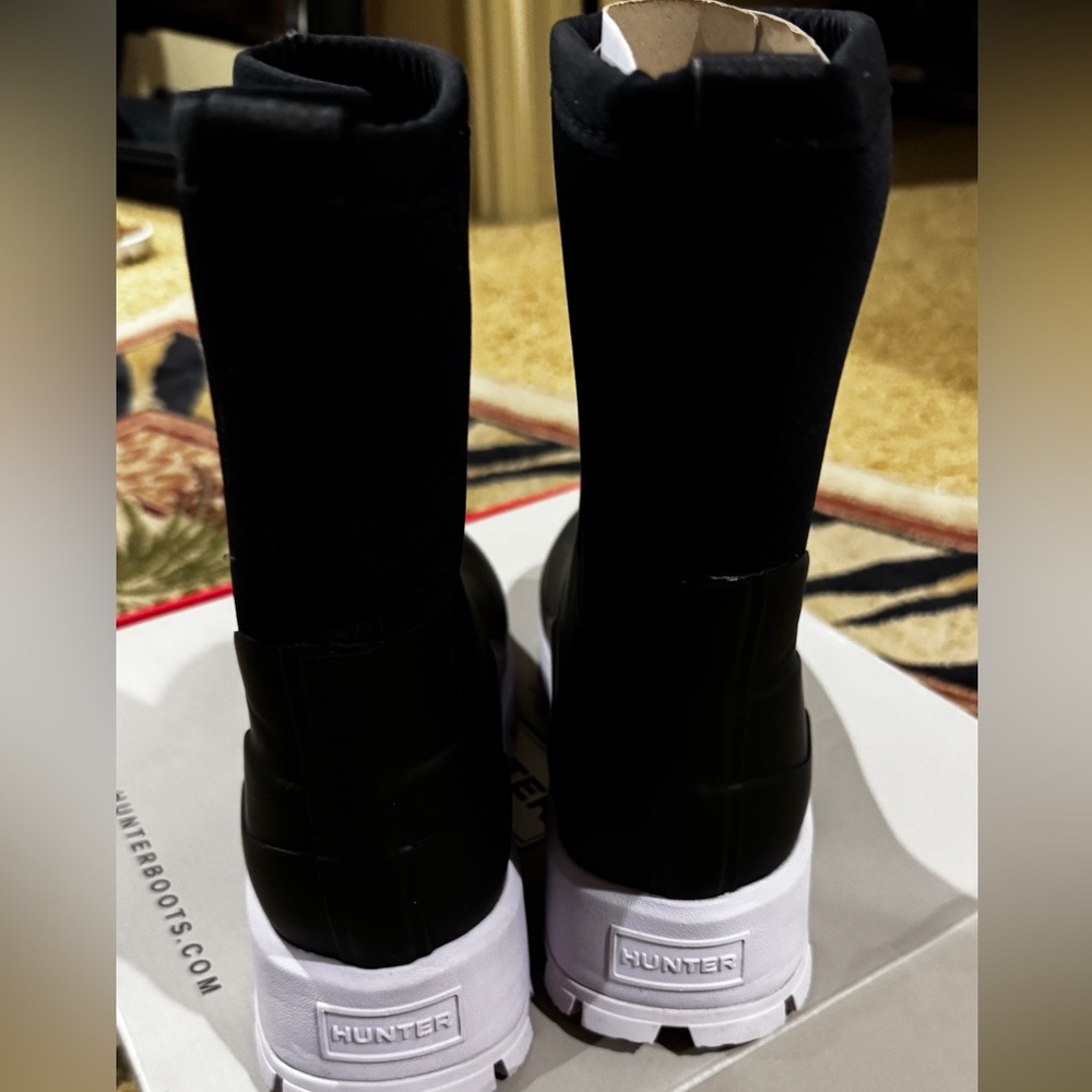 NWT Hunter lug sole rain Boots - Picture 3 of 5